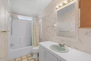221 Deer Park Ln, Shady Cove, OR 97539 - Photo 20
