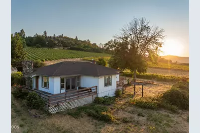 202 Pleasant View Road, Talent, OR 97540 - Photo 10