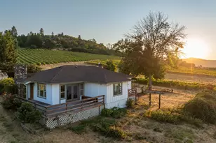 202 Pleasant View Rd, Talent, OR 97540 - Photo 10