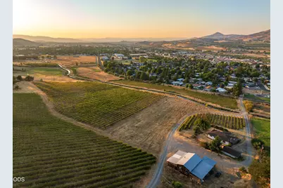 202 Pleasant View Road, Talent, OR 97540 - Photo 8
