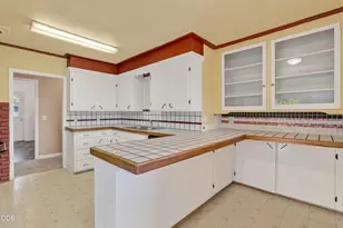 202 Pleasant View Rd, Talent, OR 97540 - Photo 16