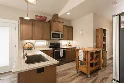 546 Blue Moon Drive, Central Point, OR 97502 - Photo 8