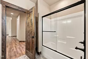 17035 Glendale Rd, Bend, OR 97707 - Photo 20