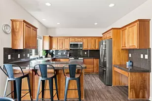 19976 Heron Loop, Bend, OR 97702 - Photo 8