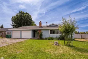 5814 Harlan Dr, Klamath Falls, OR 97603 - Photo 2