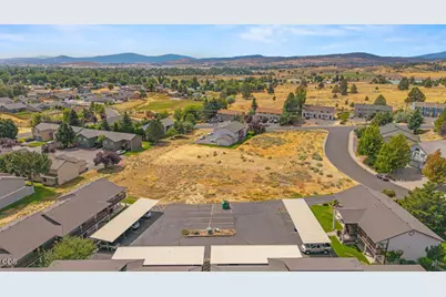 N Hills Drive #904145, Klamath Falls, OR 97603 - Photo 4