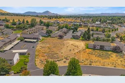N Hills Drive #904145, Klamath Falls, OR 97603 - Photo 16