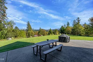 850 Riverbanks Rd, Grants Pass, OR 97527 - Photo 54