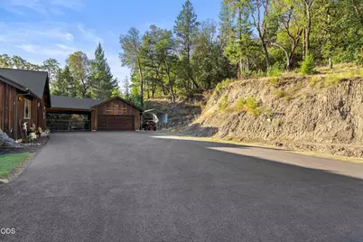 850 Riverbanks Road, Grants Pass, OR 97527 - Photo 40