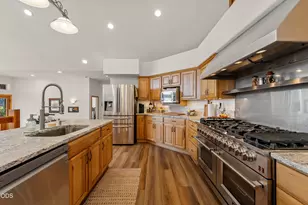 850 Riverbanks Rd, Grants Pass, OR 97527 - Photo 12