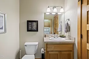 11122 Bunk House Ln, Redmond, OR 97756 - Photo 10