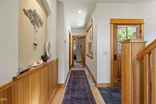 11122 Bunk House Ln, Redmond, OR 97756 - Photo 8