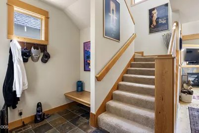 11122 Bunk House Lane, Redmond, OR 97756 - Photo 2