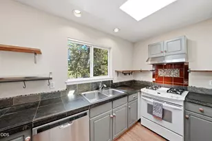 150 SE Windance Ct, Bend, OR 97702 - Photo 22