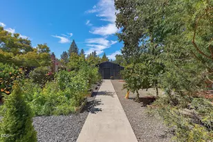 1027 NW Hawthorne Ave, Grants Pass, OR 97526 - Photo 42