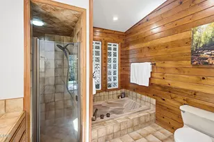 1027 NW Hawthorne Ave, Grants Pass, OR 97526 - Photo 20
