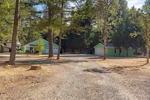 725 Williamson Loop, Grants Pass, OR 97526 - Photo 36