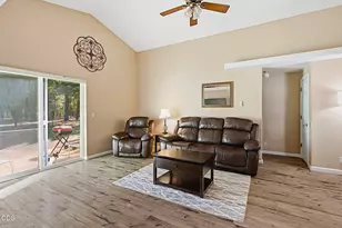 725 Williamson Loop, Grants Pass, OR 97526 - Photo 8