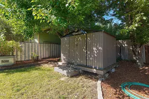 1870 Meadow Glen, Grants Pass, OR 97527 - Photo 32