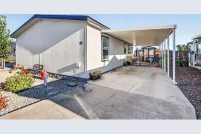 93 Northridge Terrace #SPC 56, Medford, OR 97501 - Photo 6