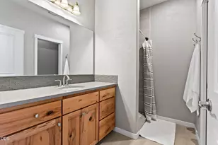 550 Mountain Ridge Dr, Culver, OR 97734 - Photo 14