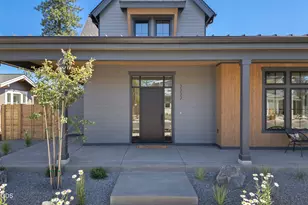 3333 NW Leavitt Ln, Bend, OR 97703 - Photo 4