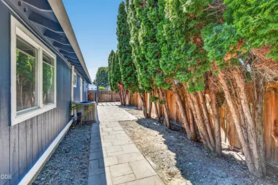 1011 Coachman Drive, Central Point, OR 97502 - Photo 20