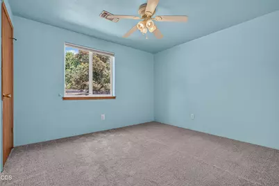 1011 Coachman Drive, Central Point, OR 97502 - Photo 12