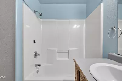1011 Coachman Drive, Central Point, OR 97502 - Photo 18
