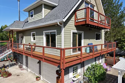 20551 Highway 62, Shady Cove, OR 97539 - Photo 52