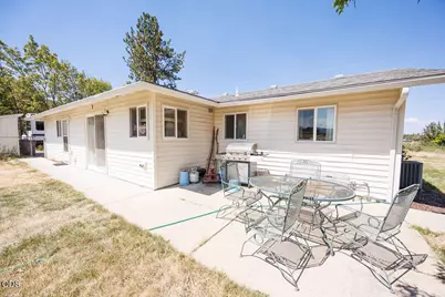 2941 Sylvia Road, Medford, OR 97502 - Photo 26