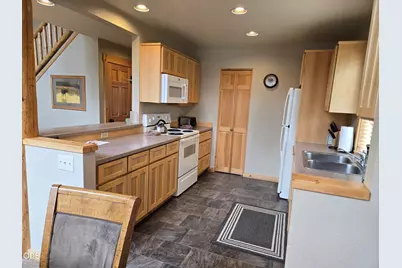 1732 Prairie Falcon Drive, Redmond, OR 97756 - Photo 16