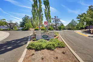 527 Sutton Pl, Ashland, OR 97520 - Photo 56