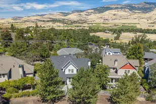 527 Sutton Pl, Ashland, OR 97520 - Photo 42
