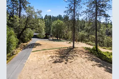 1089 Sleepy Hollow Loop, Grants Pass, OR 97527 - Photo 36