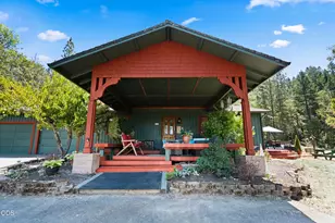 1089 Sleepy Hollow Loop, Grants Pass, OR 97527 - Photo 2