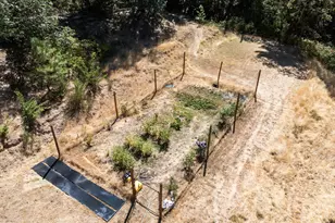 1089 Sleepy Hollow Loop, Grants Pass, OR 97527 - Photo 34