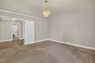 932 SW Princess Cir, Grants Pass, OR 97527 - Photo 32
