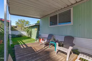 1241 Dowell Rd, Grants Pass, OR 97527 - Photo 14