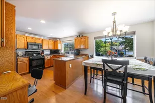 171 Shaniko Ct, Medford, OR 97504 - Photo 10