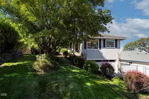 171 Shaniko Ct, Medford, OR 97504 - Photo 2