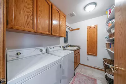 171 Shaniko Court, Medford, OR 97504 - Photo 26