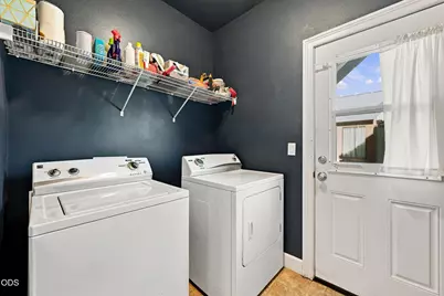 63119 NE De Haviland Street, Bend, OR 97701 - Photo 16