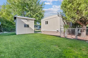 515 E Main St, Rogue River, OR 97537 - Photo 8