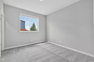 2487 NW 23rd Loop S, Redmond, OR 97756 - Photo 14