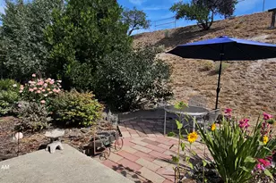 10065 Westbrook Dr, Klamath Falls, OR 97603 - Photo 4