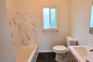 324 N 3rd St, Klamath Falls, OR 97601 - Photo 40