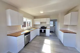 324 N 3rd St, Klamath Falls, OR 97601 - Photo 28