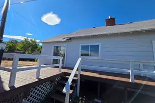 324 N 3rd St, Klamath Falls, OR 97601 - Photo 10