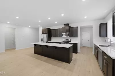 2499 NW 23rd Loop South, Redmond, OR 97756 - Photo 6